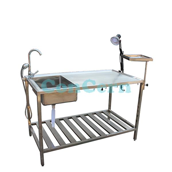 CCVET1107Veterinary Autopsy Table CCVET1107